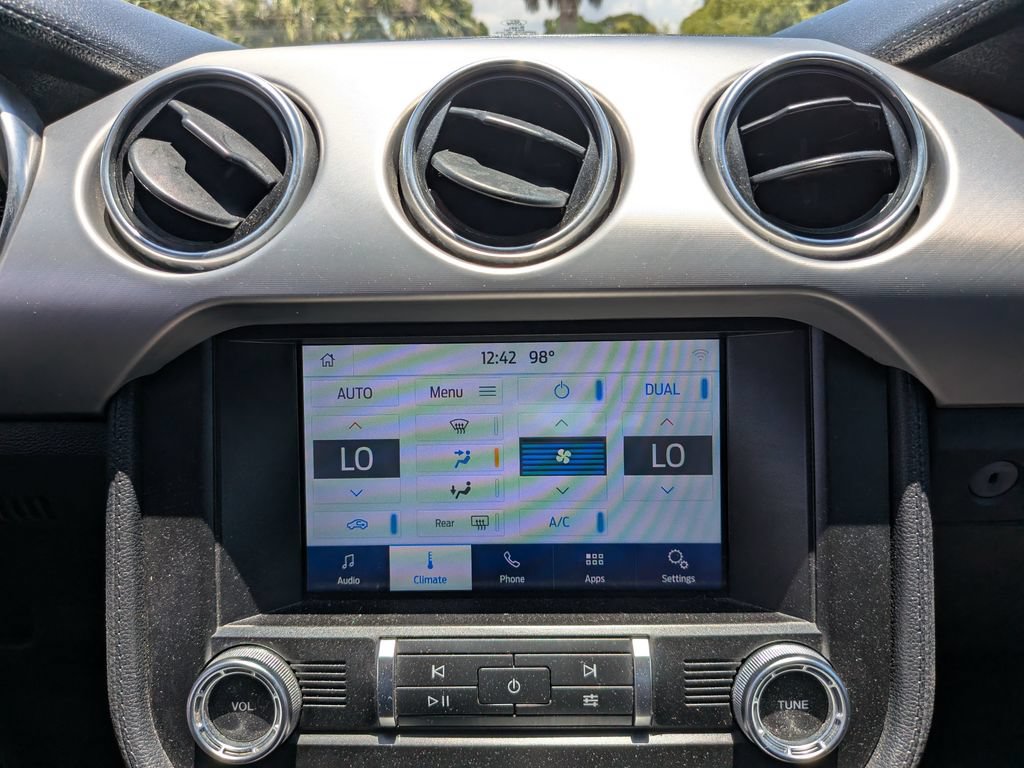 Certified 2020 Ford Mustang Premium RWD image 25