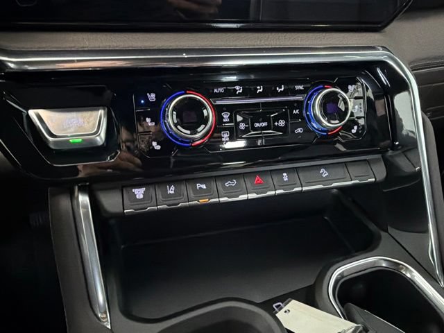 New 2026 GMC Sierra 3500 Denali w/ Technology Package AWD/4WD image 42