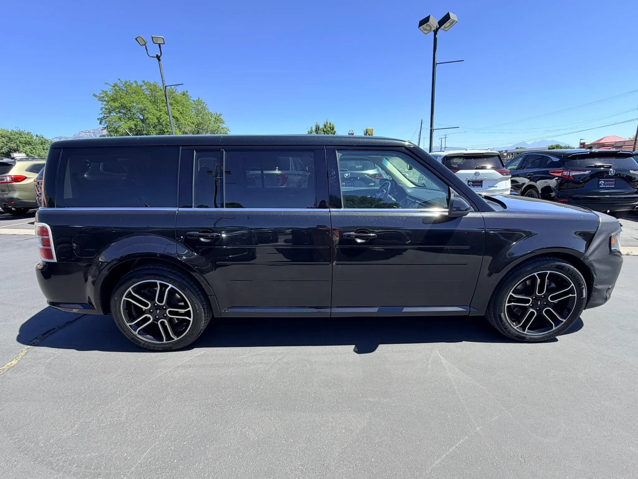 Used 2014 Ford Flex SEL w/ Equipment Group 202A FWD image 3