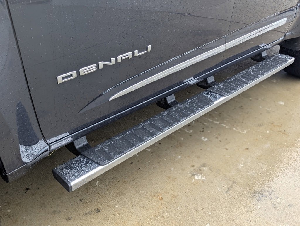 Used 2021 GMC Canyon Denali image 15