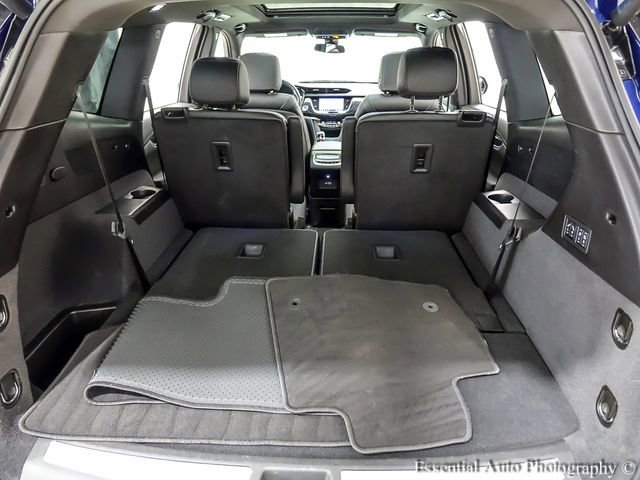 Used 2025 Cadillac XT6 Premium Luxury AWD/4WD image 23