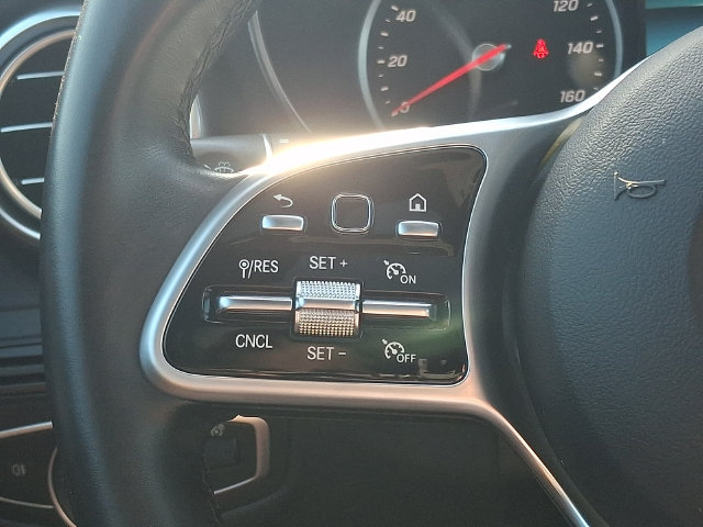 Used 2022 Mercedes-Benz GLC 300 4MATIC image 21
