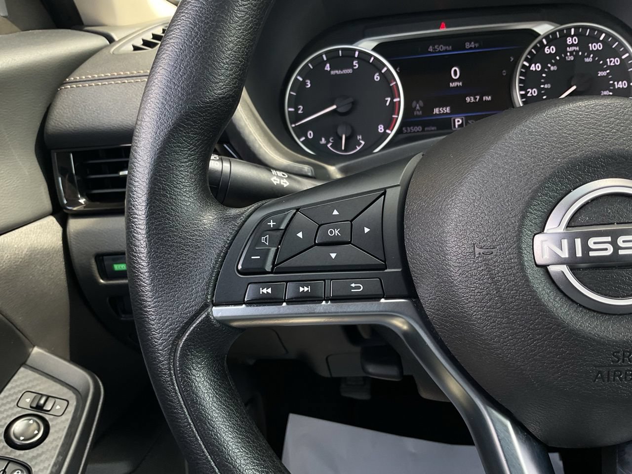Used 2025 Nissan Sentra SV FWD image 29