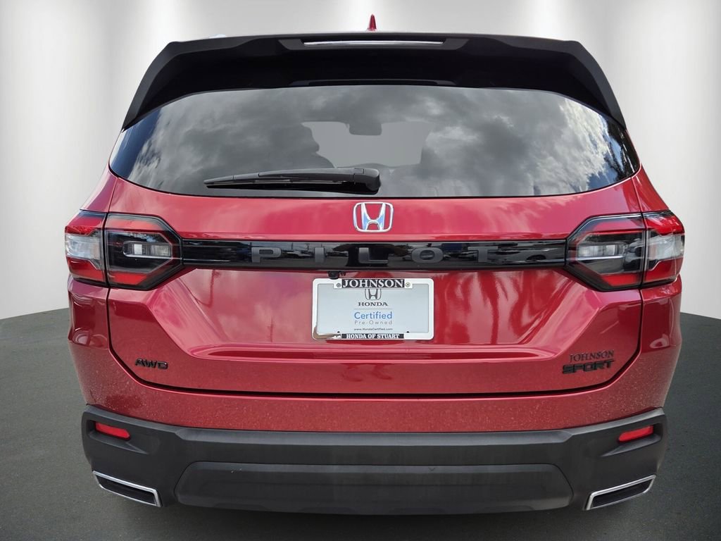 Certified 2023 Honda Pilot Sport image 6