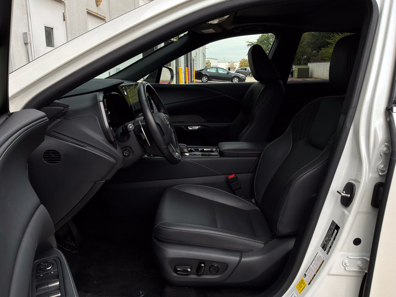 Used 2025 Lexus RX 350 Premium FWD image 10
