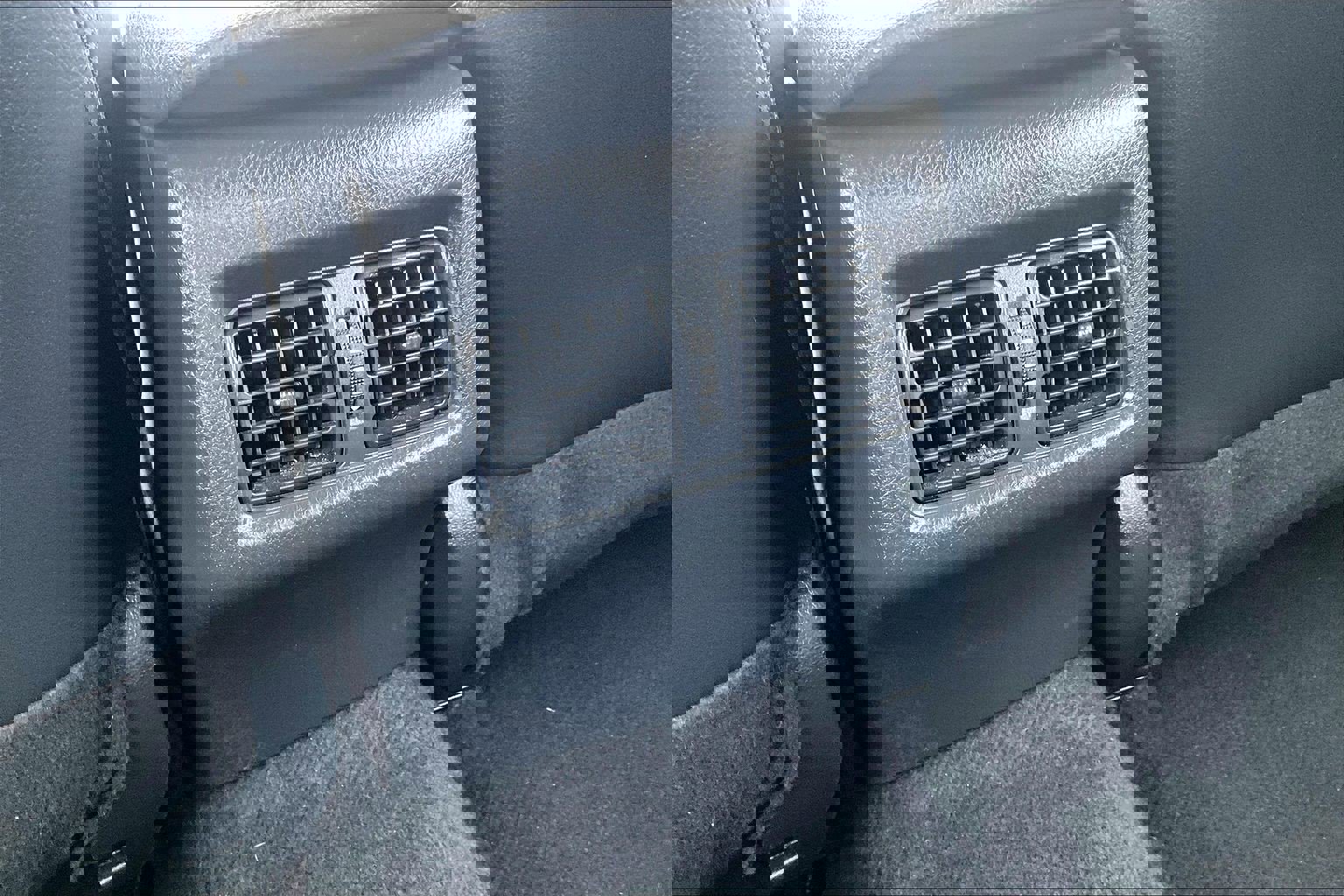 Used 2023 Toyota Camry XSE image 32