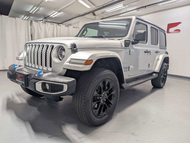 Used 2022 Jeep Wrangler Unlimited Sahara w/ Cold Weather Group image 5
