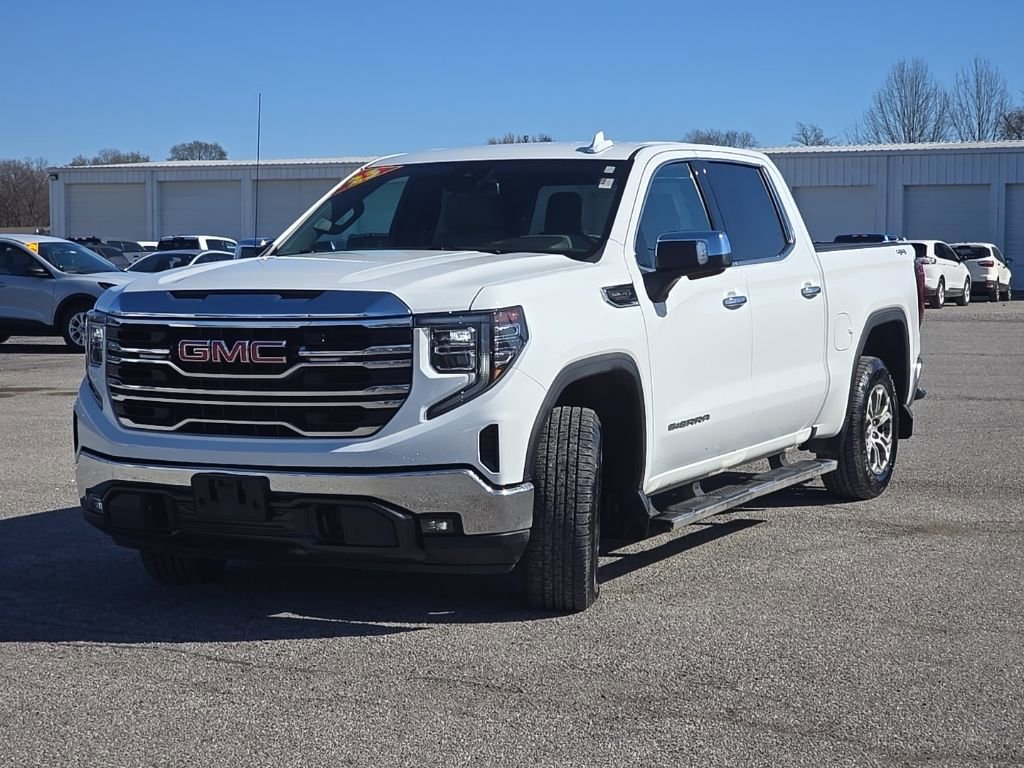 Used 2023 GMC Sierra 1500 SLT w/ SLT Convenience Package image 3