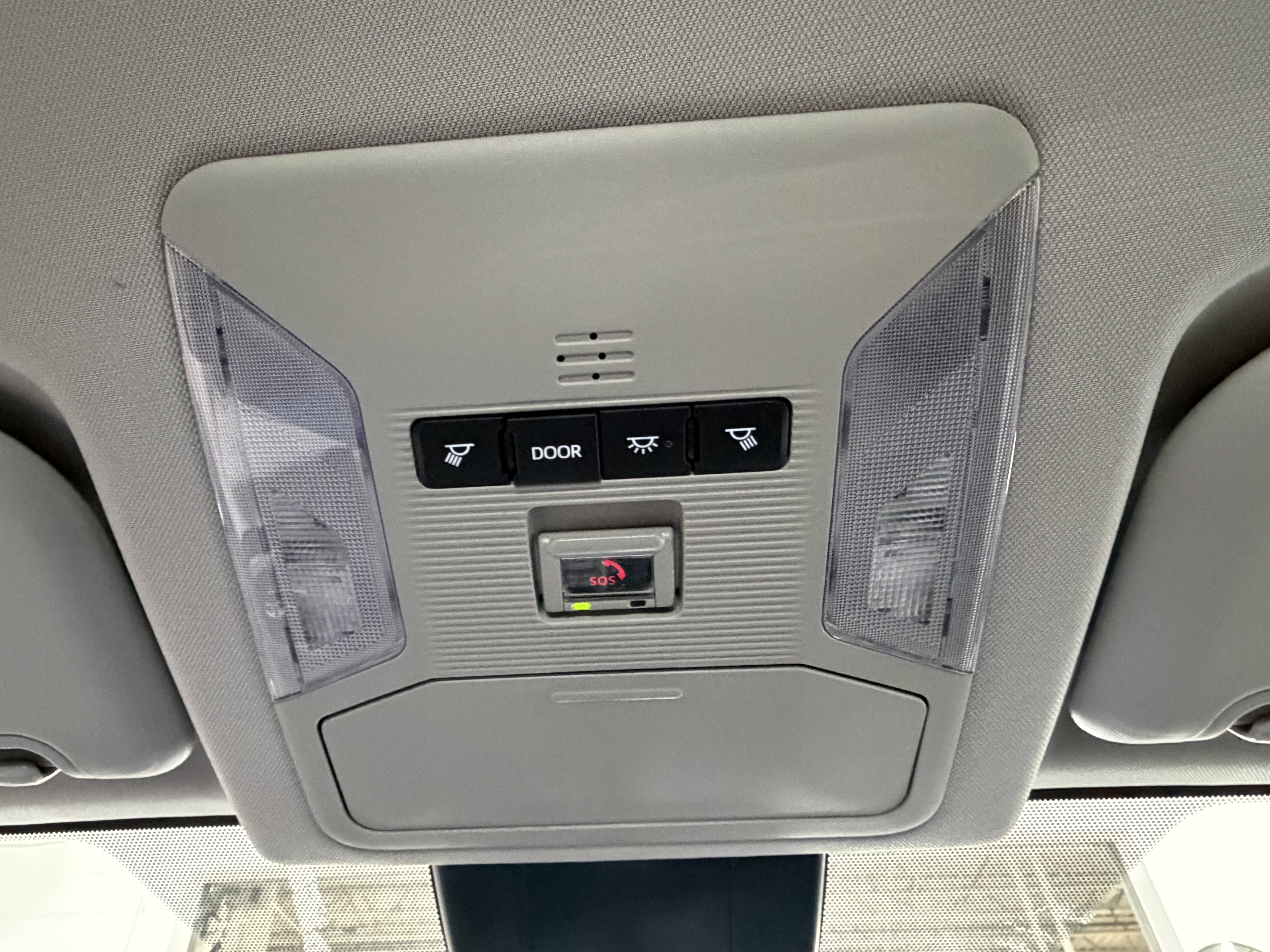 Used 2025 Toyota RAV4 LE AWD/4WD image 16