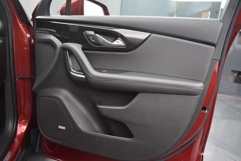 Used 2019 Chevrolet Blazer RS FWD image 34