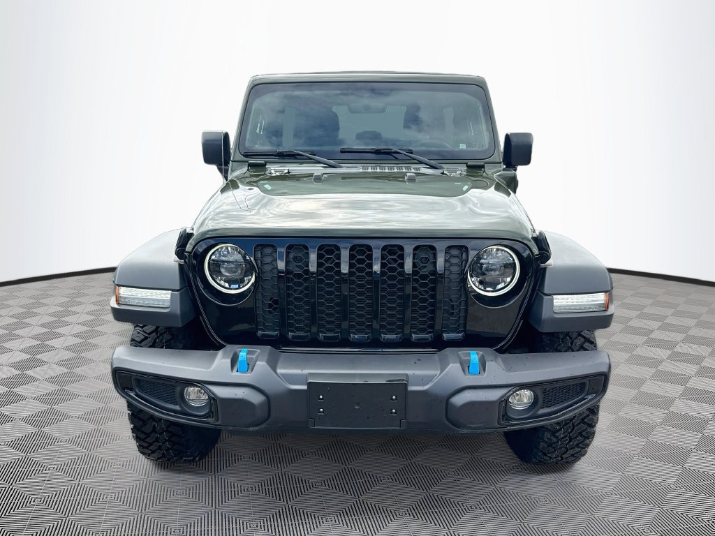 Certified 2023 Jeep Wrangler Unlimited w/ Sun & Screen Package AWD/4WD image 2