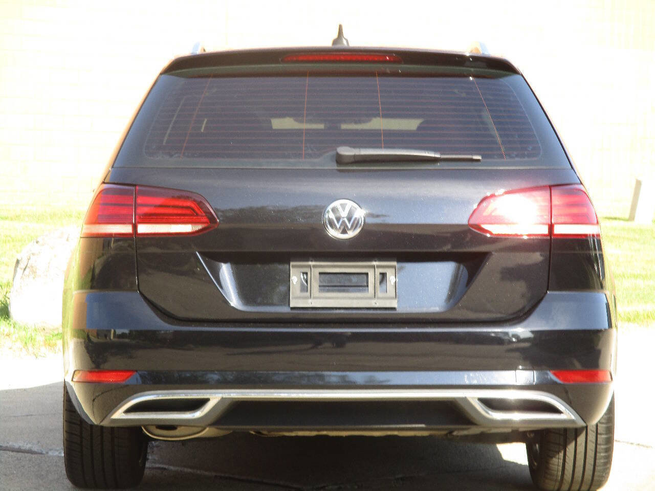 Used 2018 Volkswagen Golf SEL FWD image 37