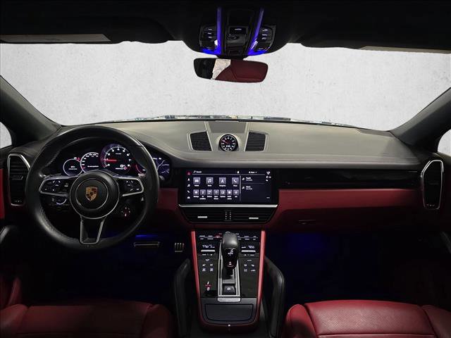 Used 2022 Porsche Cayenne S image 9