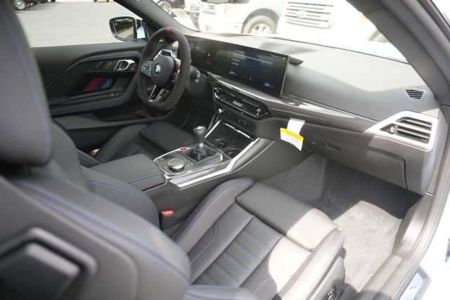 Used 2025 BMW M2 w/ Lighting Package image 13