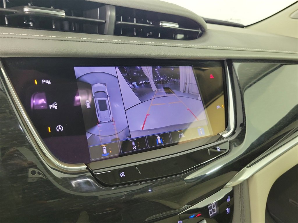 Certified 2023 Cadillac XT6 Premium Luxury w/ Technology Package image 28