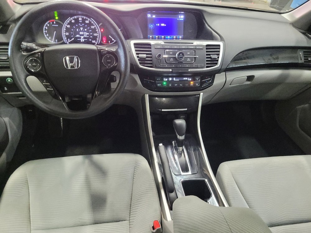 Used 2017 Honda Accord LX image 22