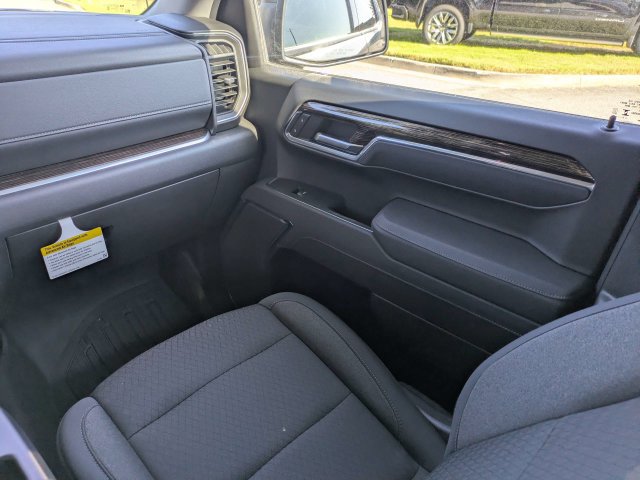 New 2026 GMC Sierra 1500 Elevation w/ Elevation Select Package AWD/4WD image 18
