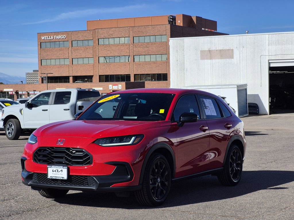 Used 2023 Honda HR-V Sport image 4