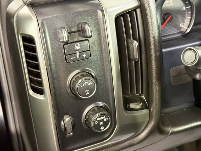 Used 2018 Chevrolet Silverado 2500 LT w/ Midnight Edition image 10