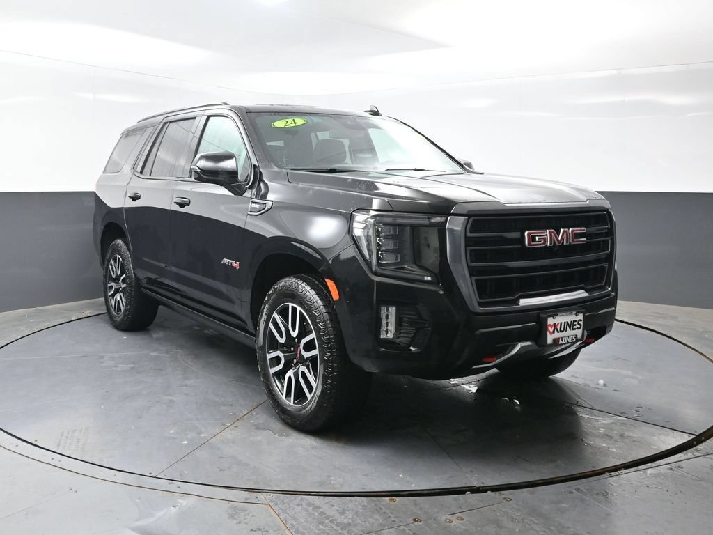 Used 2024 GMC Yukon AT4 w/ AT4 Premium Package AWD/4WD image 6