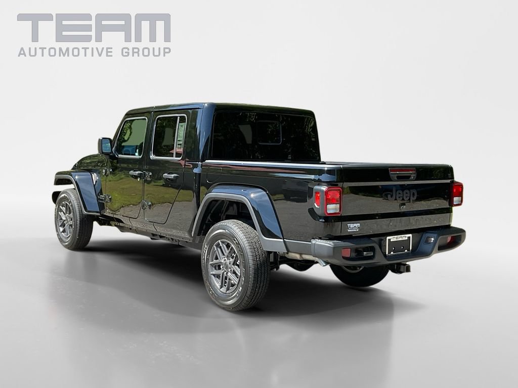 New 2025 Jeep Gladiator Sport AWD/4WD image 5