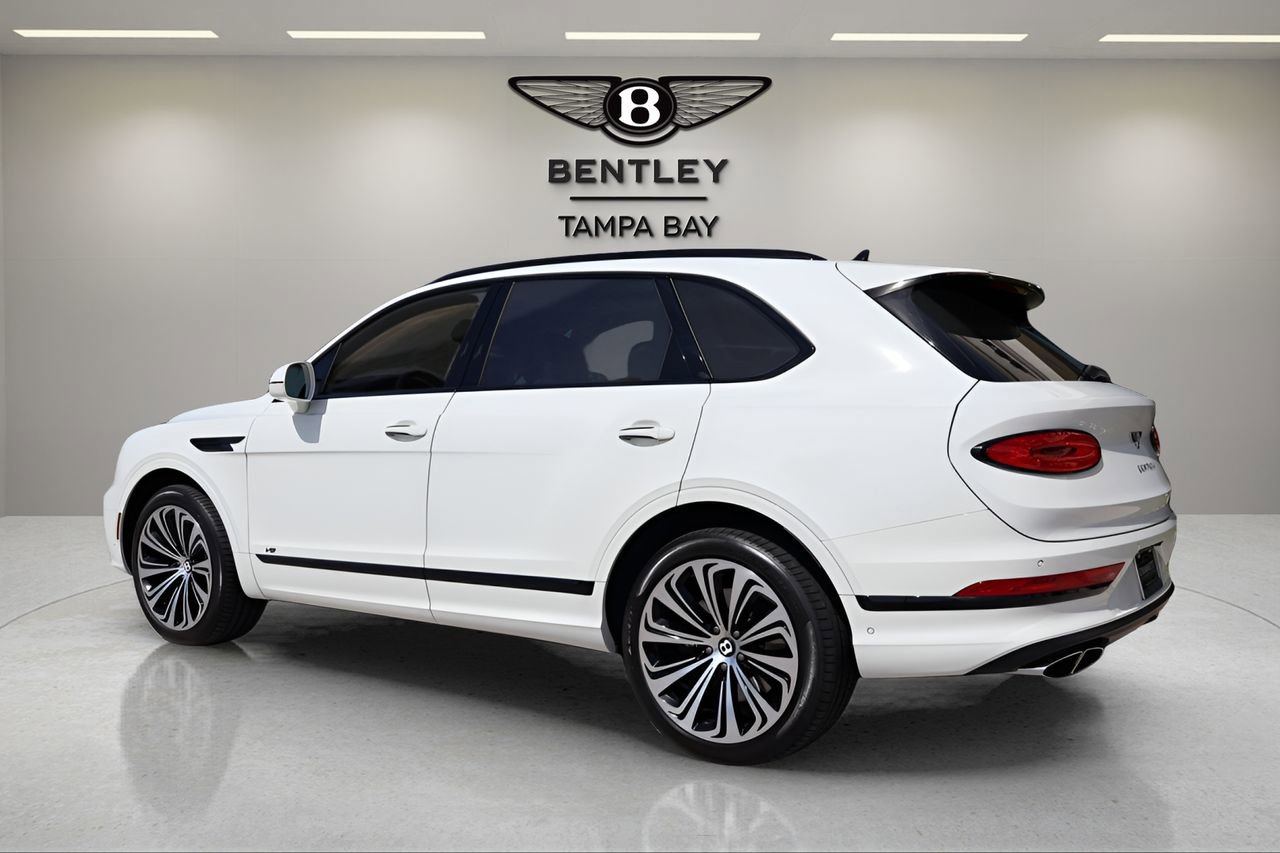 Used 2022 Bentley Bentayga AWD/4WD image 3
