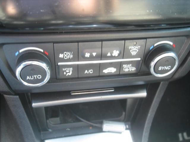 Used 2014 Acura ILX w/ Premium Package FWD image 25