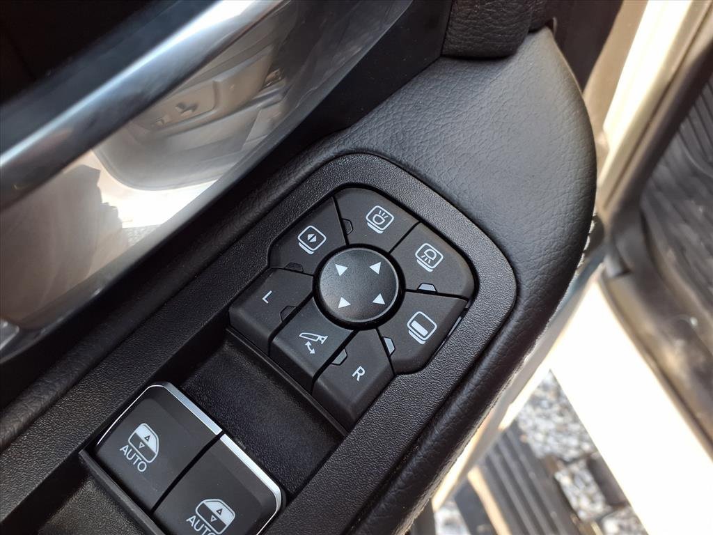 Used 2025 RAM 3500 Laramie image 24