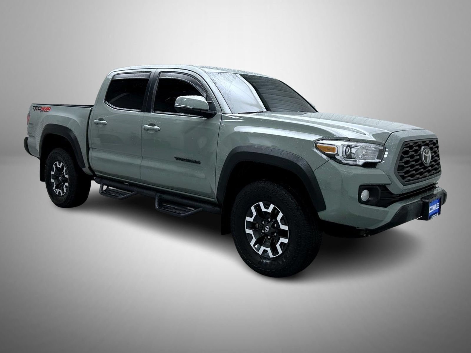 Used 2023 Toyota Tacoma TRD Off-Road AWD/4WD image 3