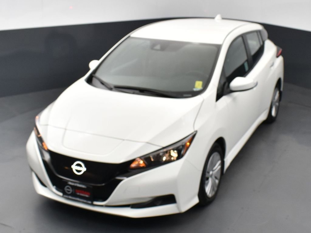 Used 2024 Nissan Leaf S image 45