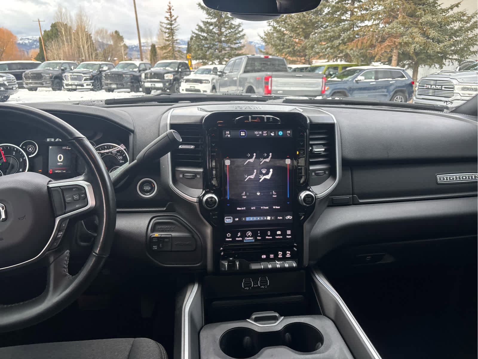 Used 2024 RAM 2500 Big Horn w/ Sport Appearance Package image 39