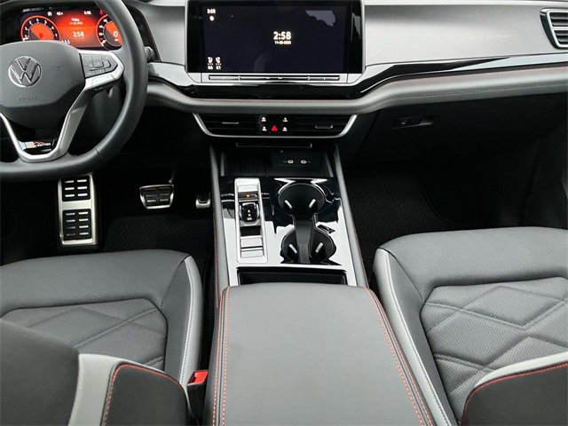 New 2026 Volkswagen Atlas Peak Edition image 11