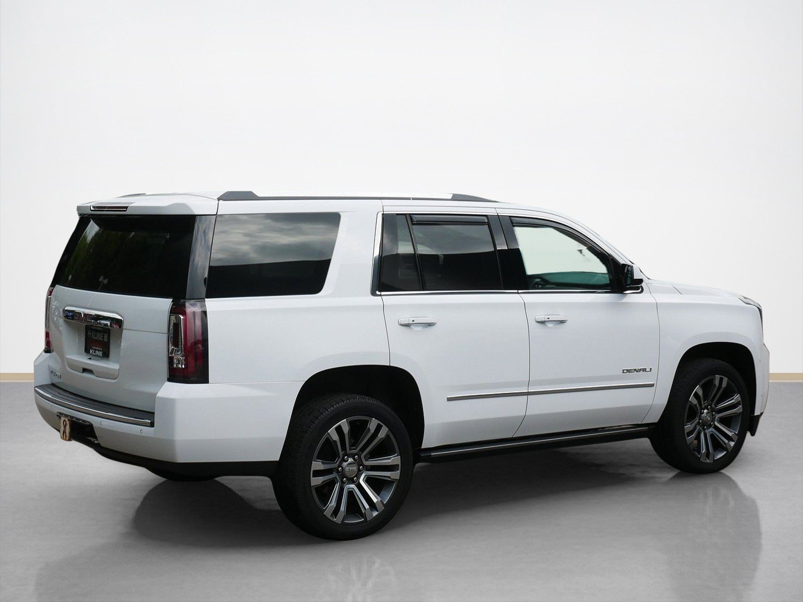 Used 2018 GMC Yukon Denali w/ Denali Ultimate Package AWD/4WD image 5