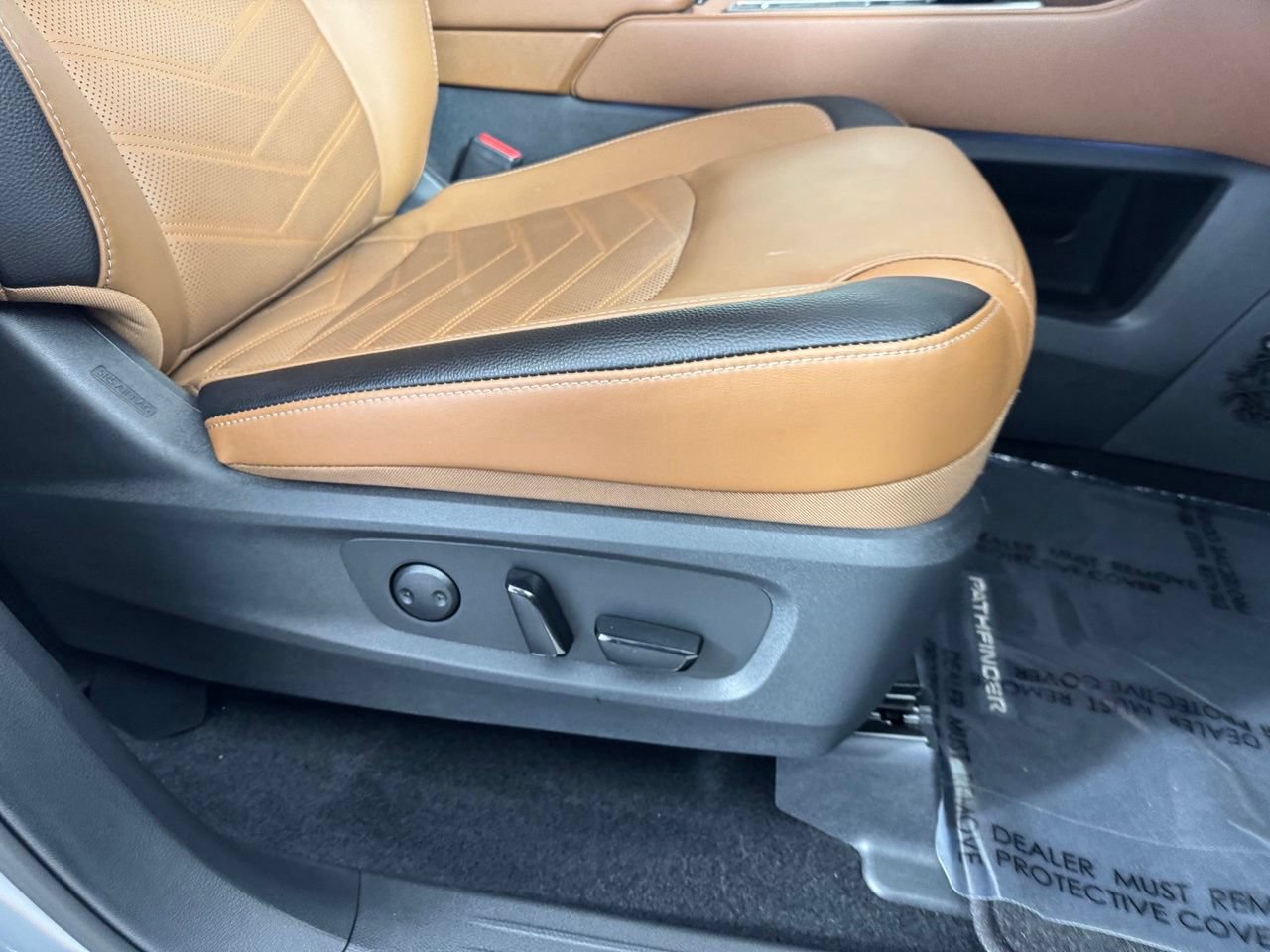 Used 2025 Nissan Pathfinder Platinum w/ Cargo Package FWD image 40
