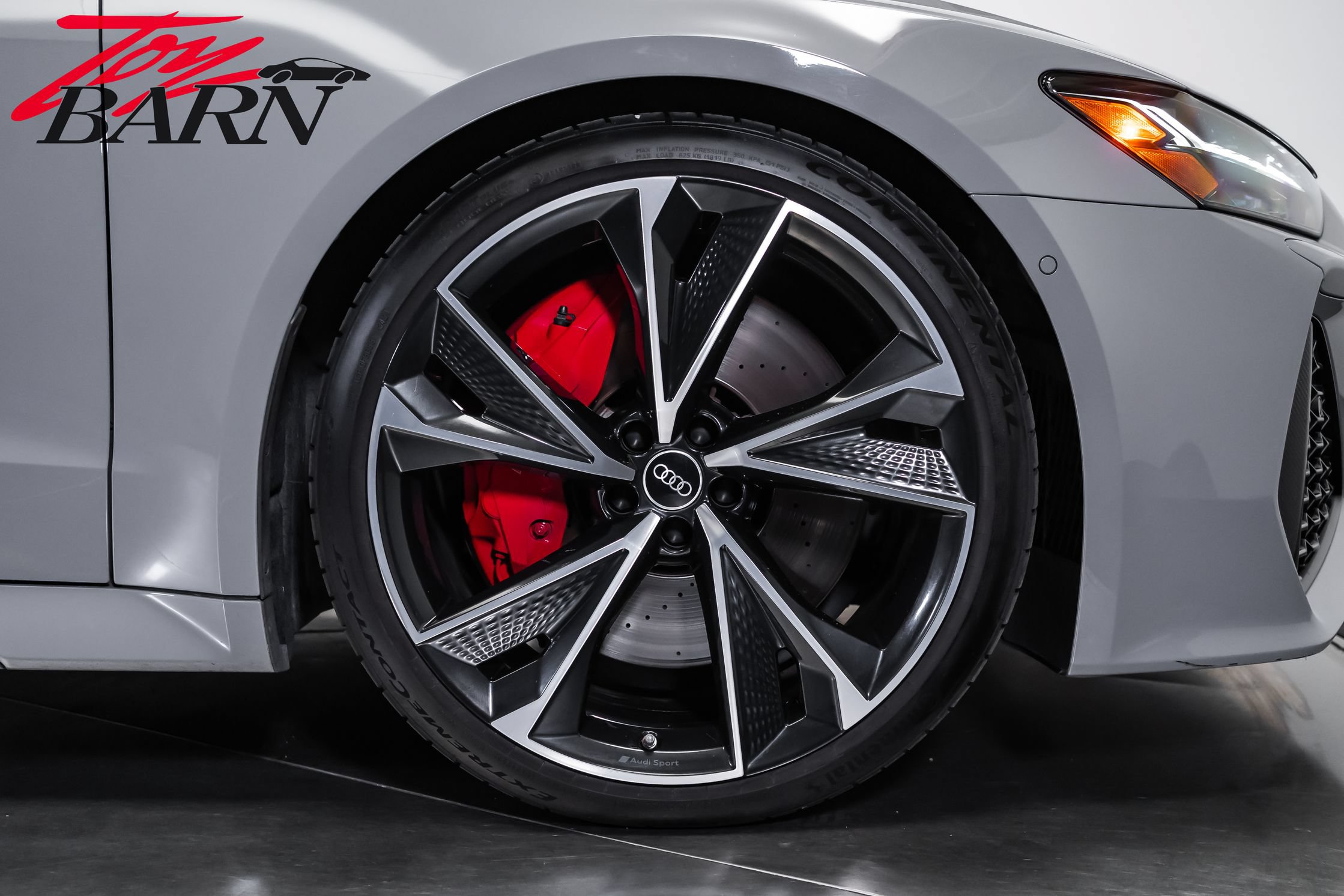 Used 2021 Audi RS 7 Sportback w/ Carbon Optic Package AWD/4WD image 15