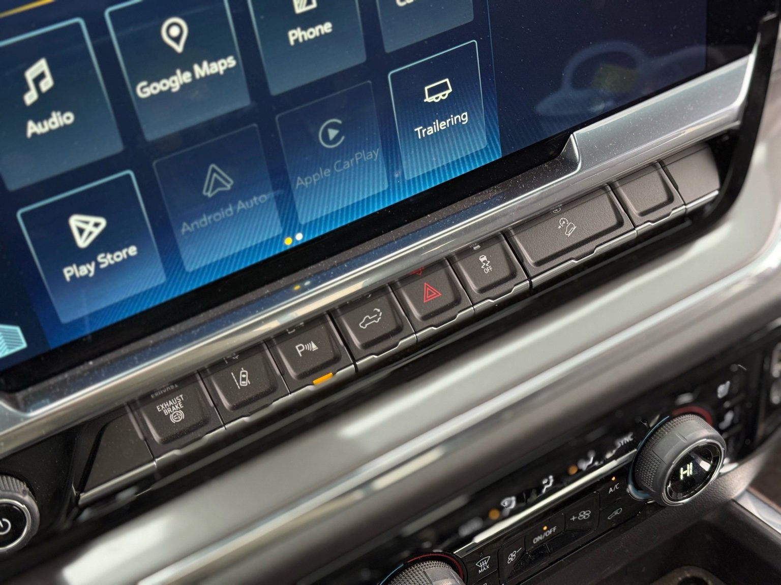 Used 2024 Chevrolet Silverado 2500 High Country w/ Midnight Edition image 31