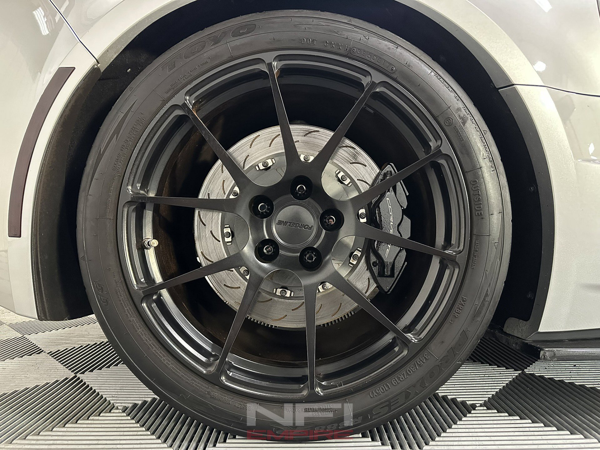 Used 2014 Chevrolet Corvette Stingray Convertible w/ 3LT Preferred Equipment Group image 27