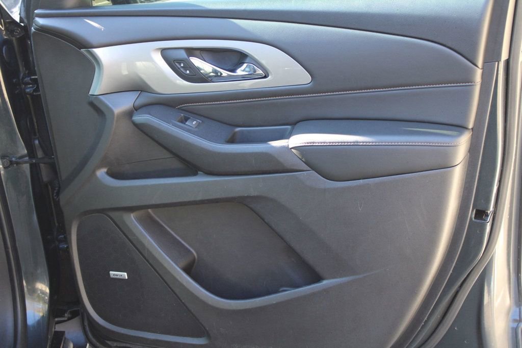 Used 2018 Chevrolet Traverse LT image 21