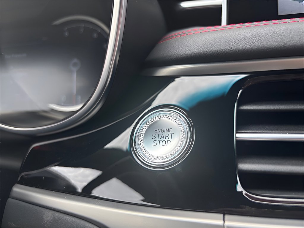 New 2025 Genesis G70 2.5T w/ Sport Prestige Package image 27