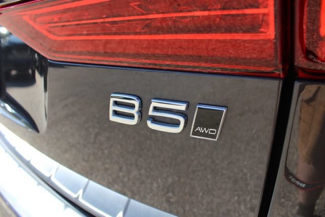 Certified 2023 Volvo XC60 B5 Plus w/ Climate Package AWD/4WD image 15