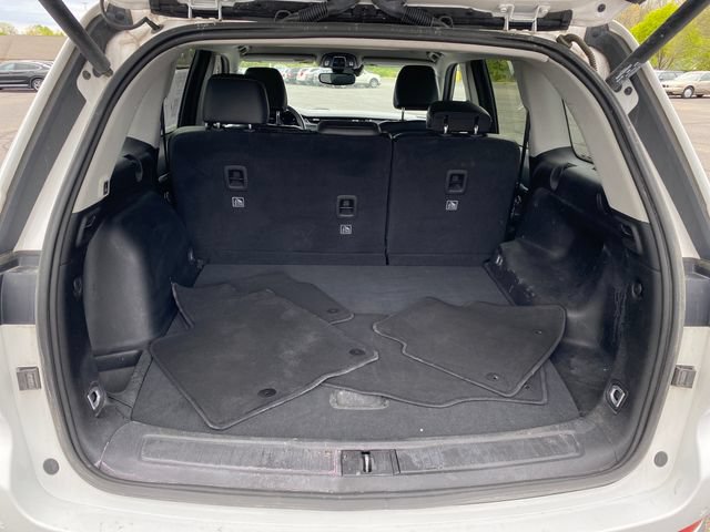 Used 2023 Jeep Grand Cherokee Limited AWD/4WD image 21