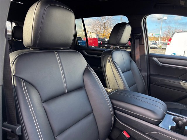 Used 2024 GMC Acadia Elevation image 48