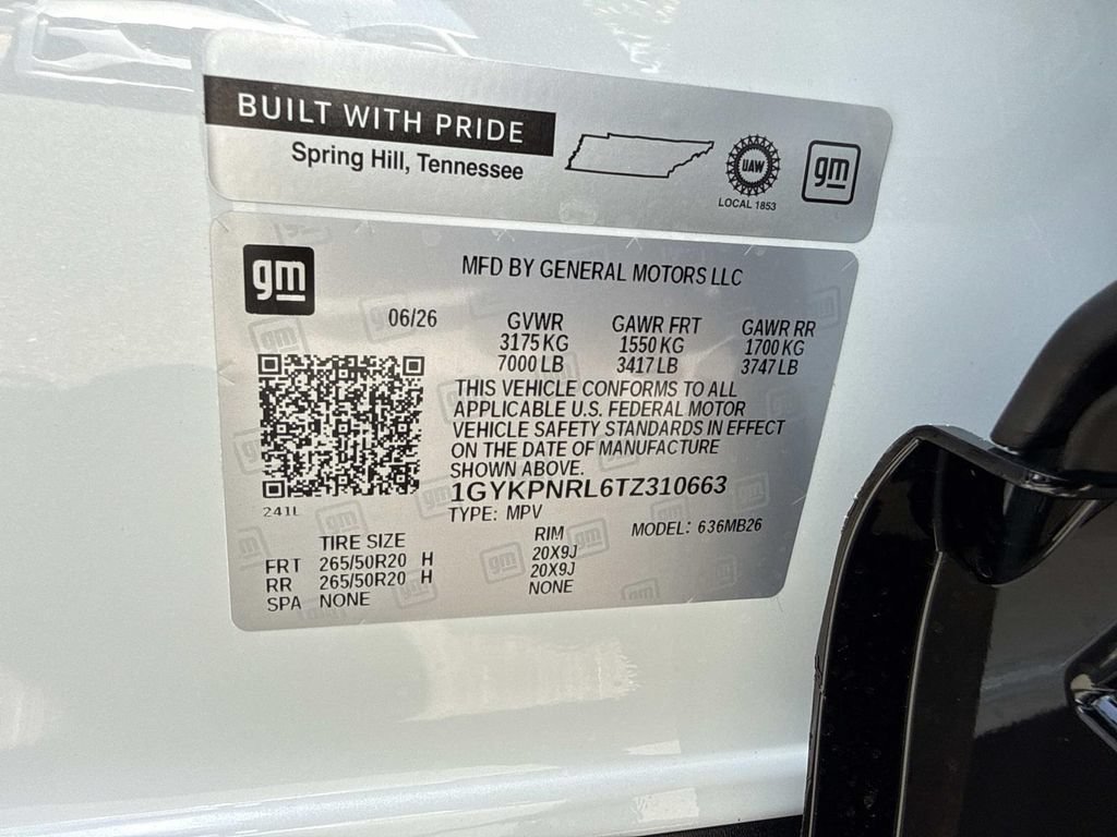 New 2026 Cadillac Lyriq Luxury w/ LPO, Floor Liner Package AWD/4WD image 20