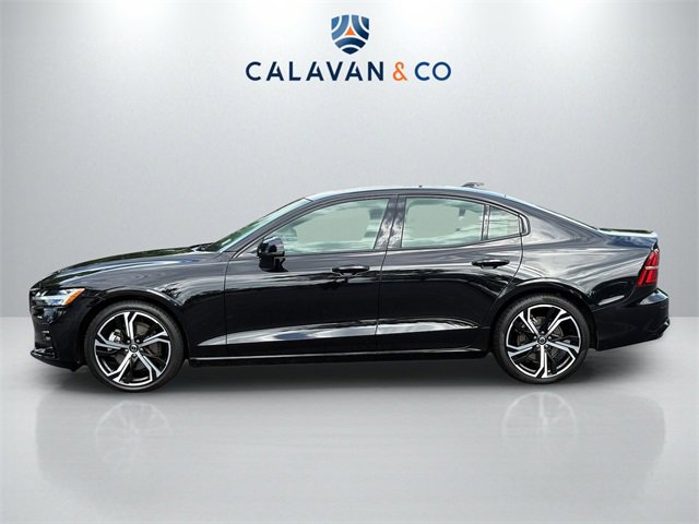 Used 2024 Volvo S60 B5 Core image 4