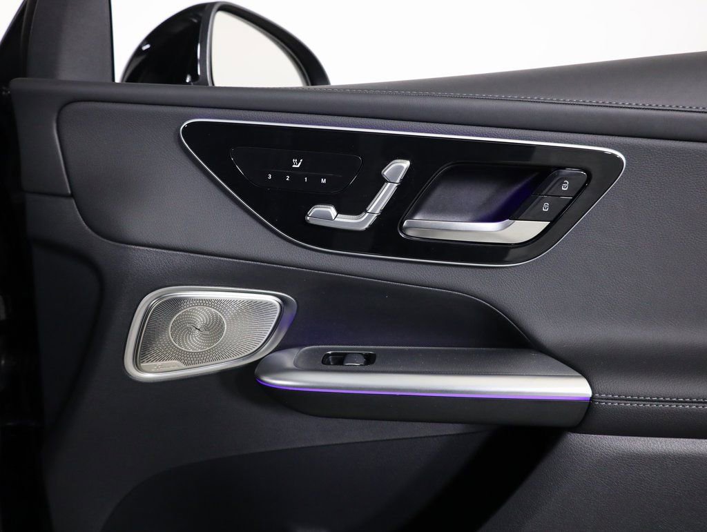 Used 2026 Mercedes-Benz GLC 300 4MATIC image 57