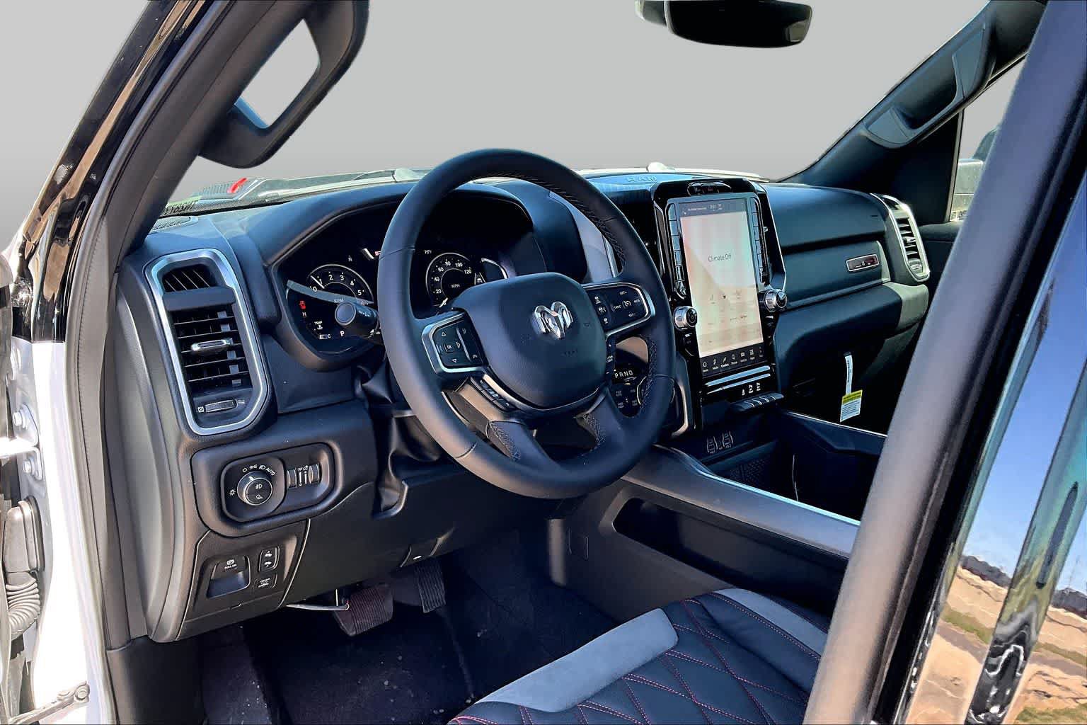 New 2026 RAM 1500 4x4 Crew Cab image 8