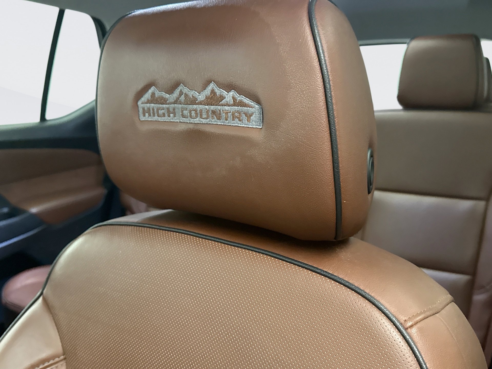 Used 2020 Chevrolet Traverse High Country AWD/4WD image 8