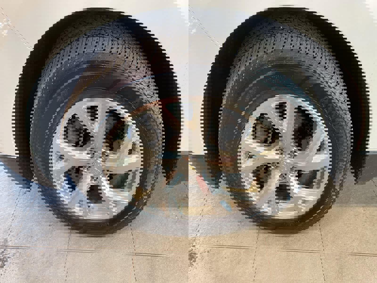 Used 2020 Chevrolet Equinox LT image 9