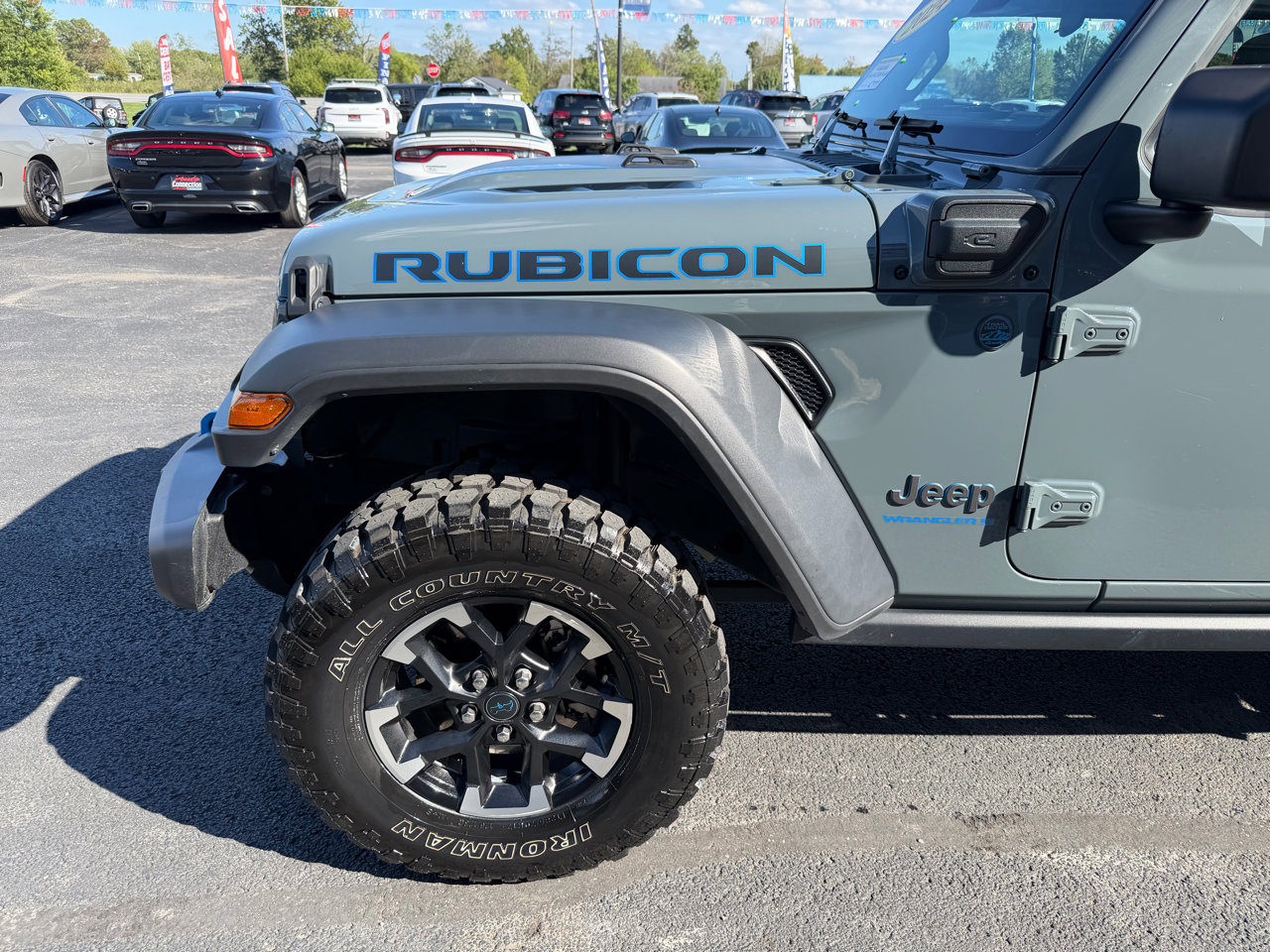 Used 2024 Jeep Wrangler Unlimited Rubicon 4xe image 11