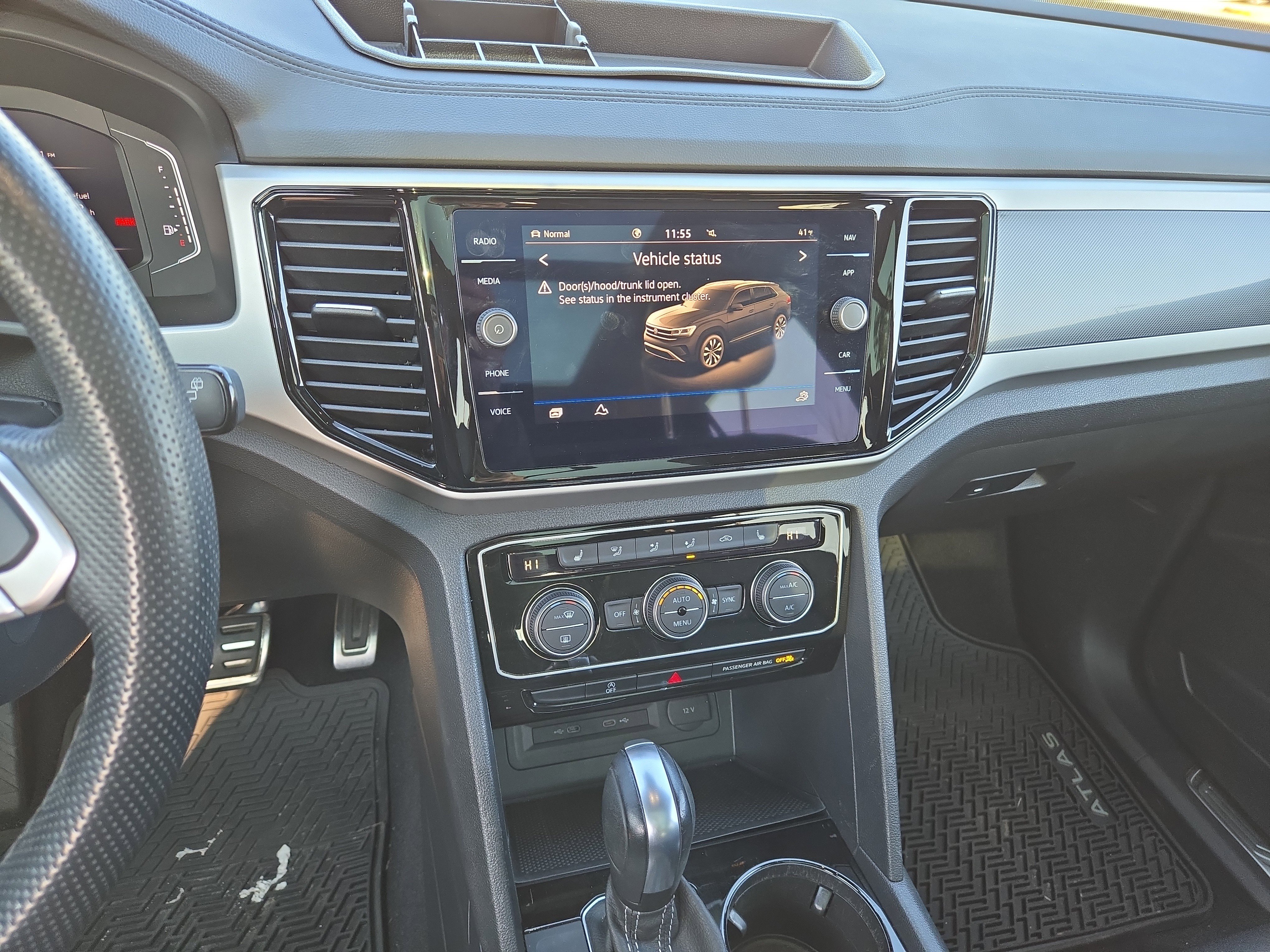 Used 2023 Volkswagen Atlas Cross Sport SEL R-Line image 24